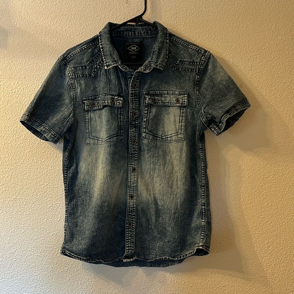 Rok denim short sleeve button down size large